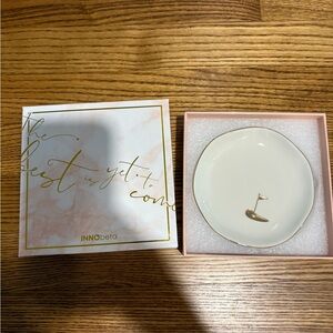 Brand new White Jewelry Dish golf design with Gold Trim